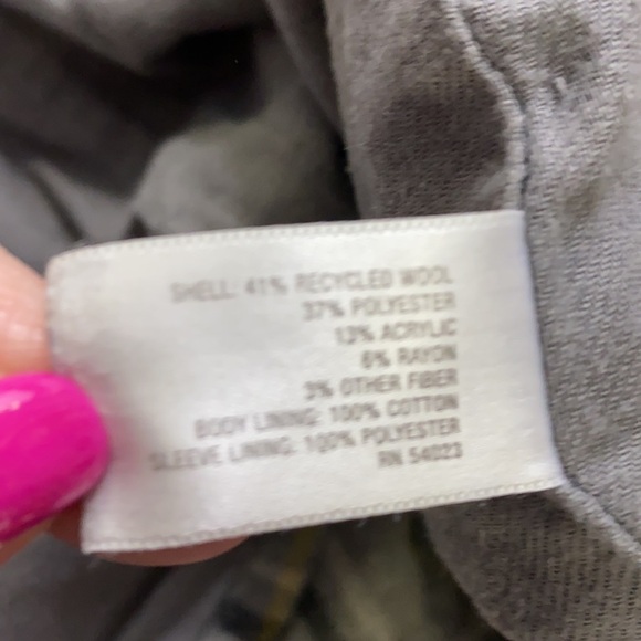 Old Navy Plaid Hooded Tiger Tooth Buttons Wool Jacket - Picture 8 of 8